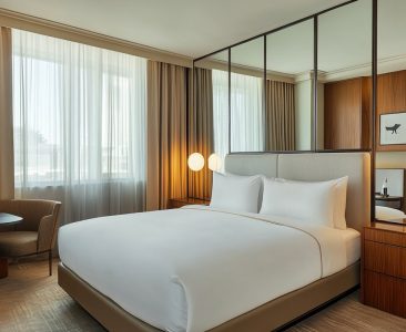 435638724617144739670