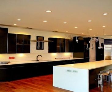 699638055359830965448